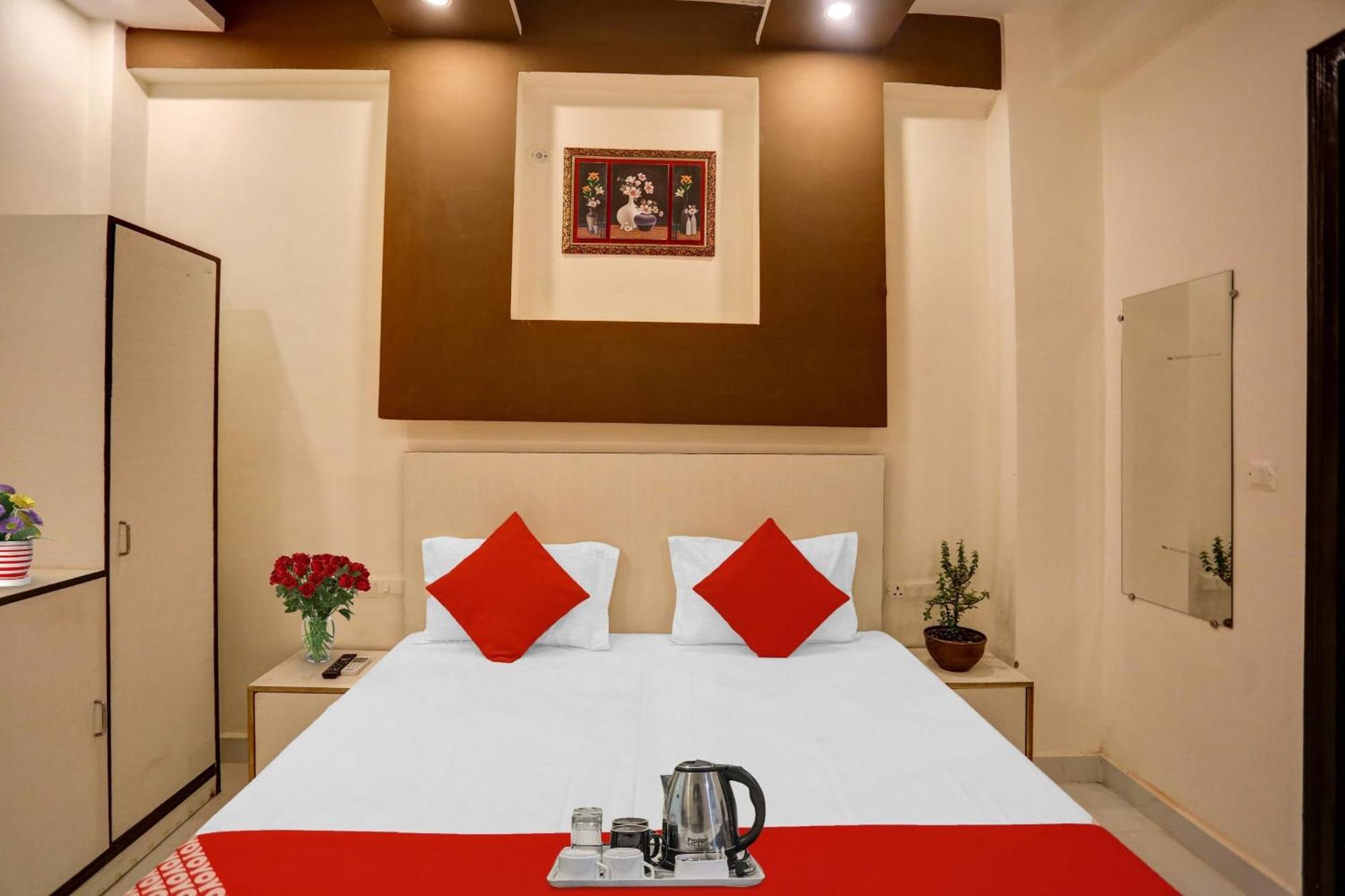 Hotel O Luxury Inn Ghaziabad Luaran gambar