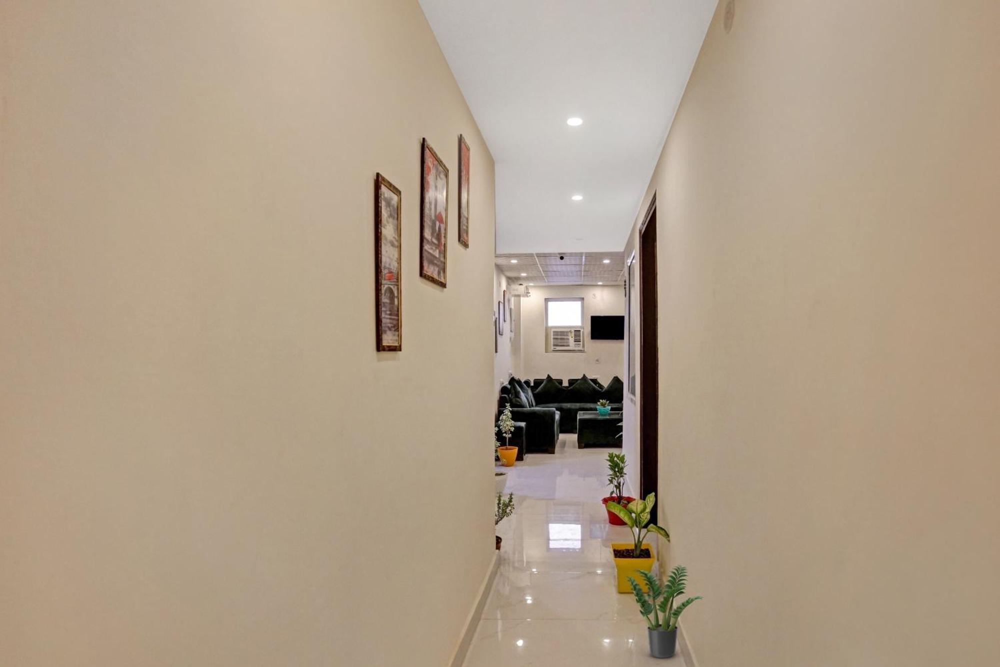 Hotel O Luxury Inn Ghaziabad Luaran gambar