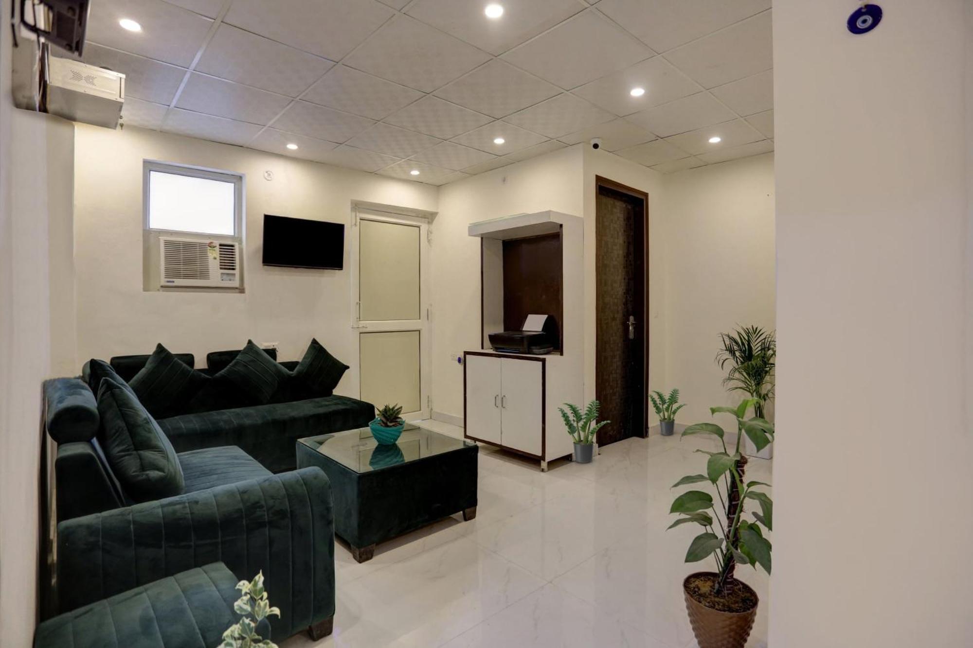 Hotel O Luxury Inn Ghaziabad Luaran gambar